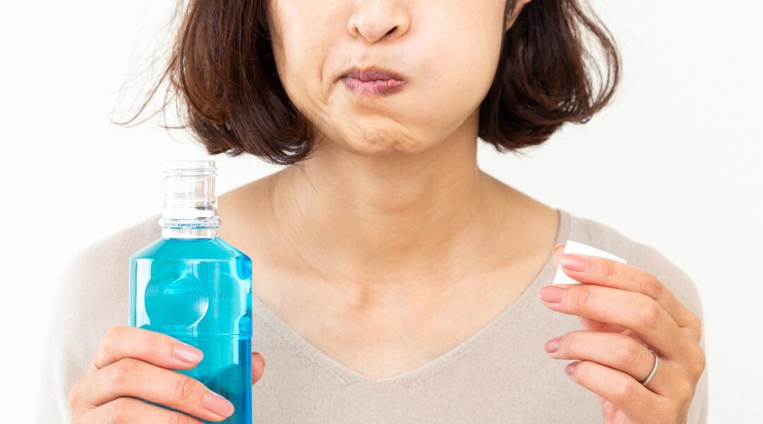 Are You Supposed to Rinse After Mouthwash? The Truth From a Dentist