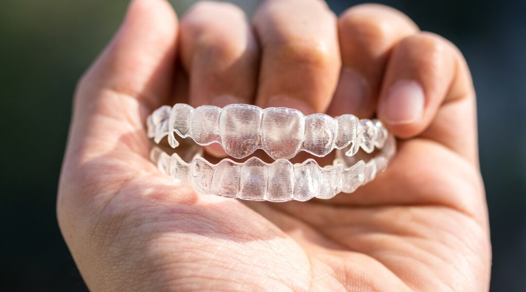 Clear Invisalign: Essential Maintenance Tips for Crystal-Clear Aligners